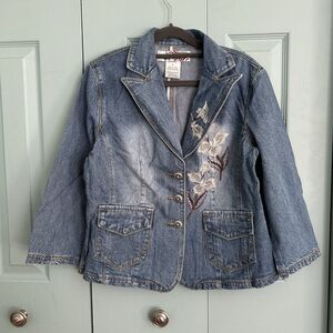 Y2K Connection 18 Womens Denim Jean Jacket Large Floral Embroidery‎ Light Wash